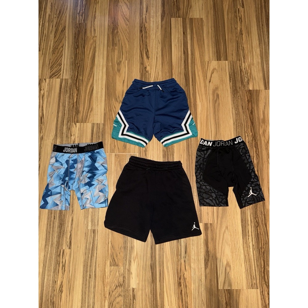 Air Jordan‎ Nike Boys Youth M Medium Lot Sweat Dri-Fit Compression Shorts EUC